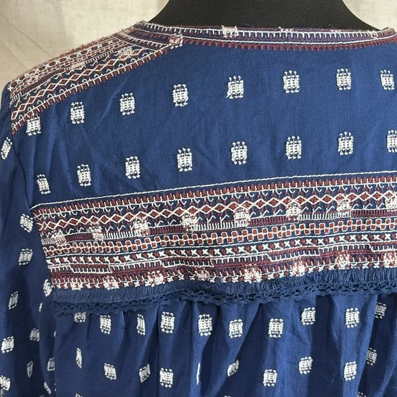 Knox Rose Embroidered Bohemian Kimono - Picture 4 of 8